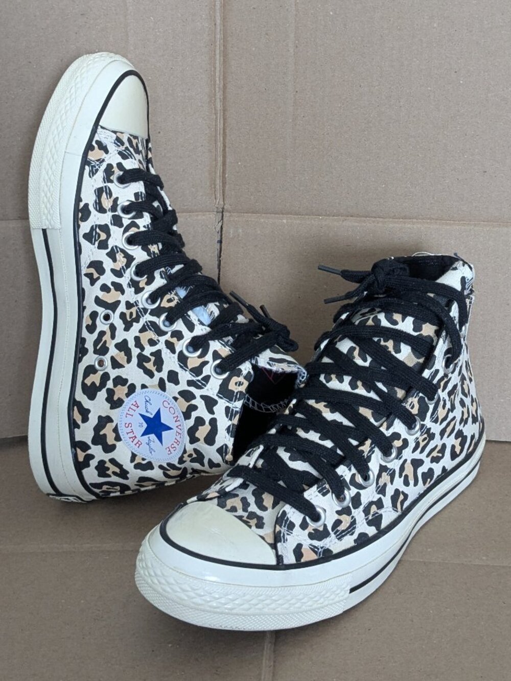Jaguar Leopard Pattern Converse Chuck Taylor High Top Shoes Unisex Sz M9.5,W7.5 - Picture 3 of 15